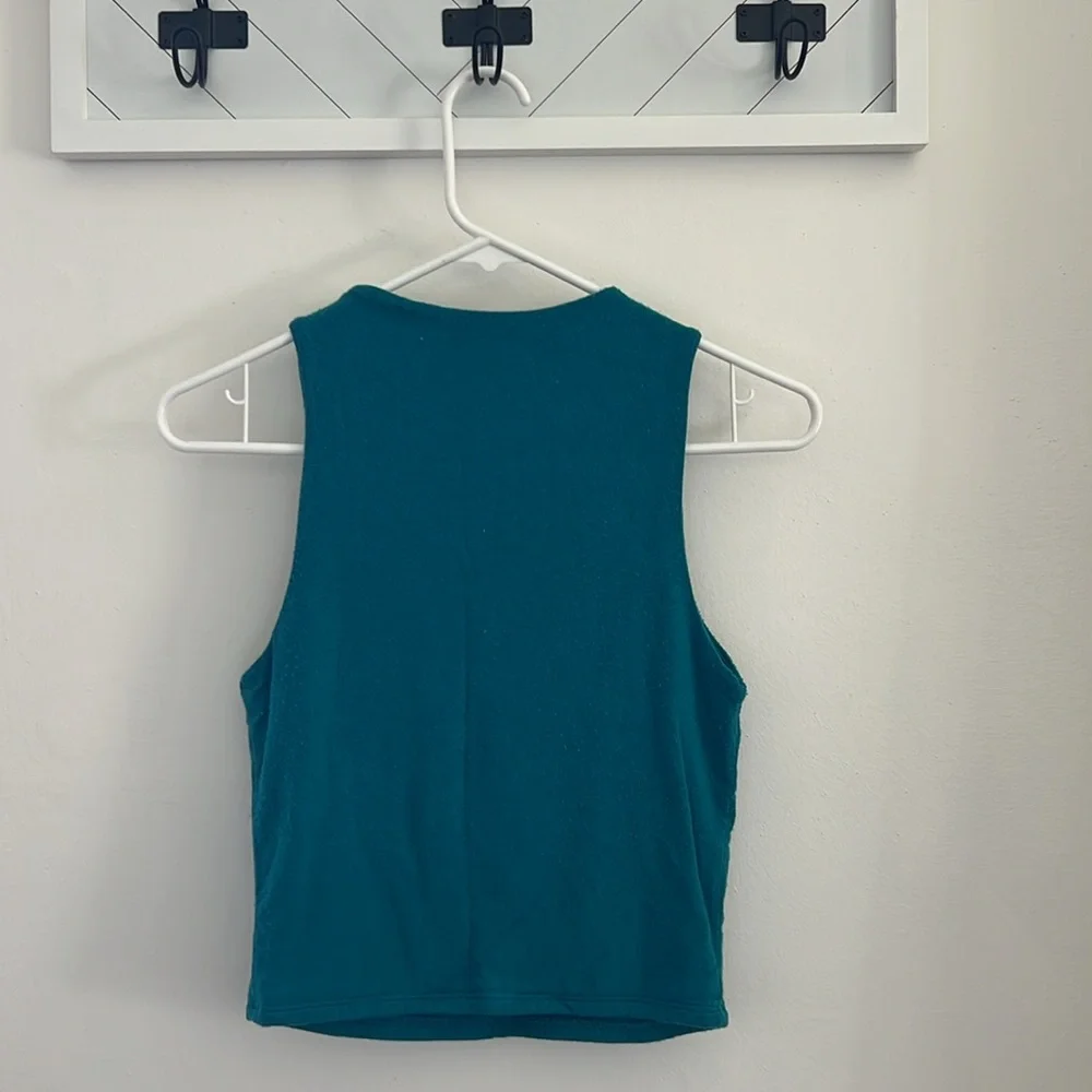 Turquoise Tank Top - Picture 3 of 3